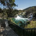 Nika Villa *