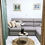 Nika Villa
